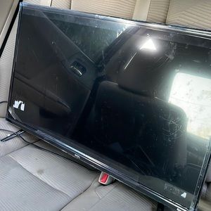 32 inch Roku Onn Tv